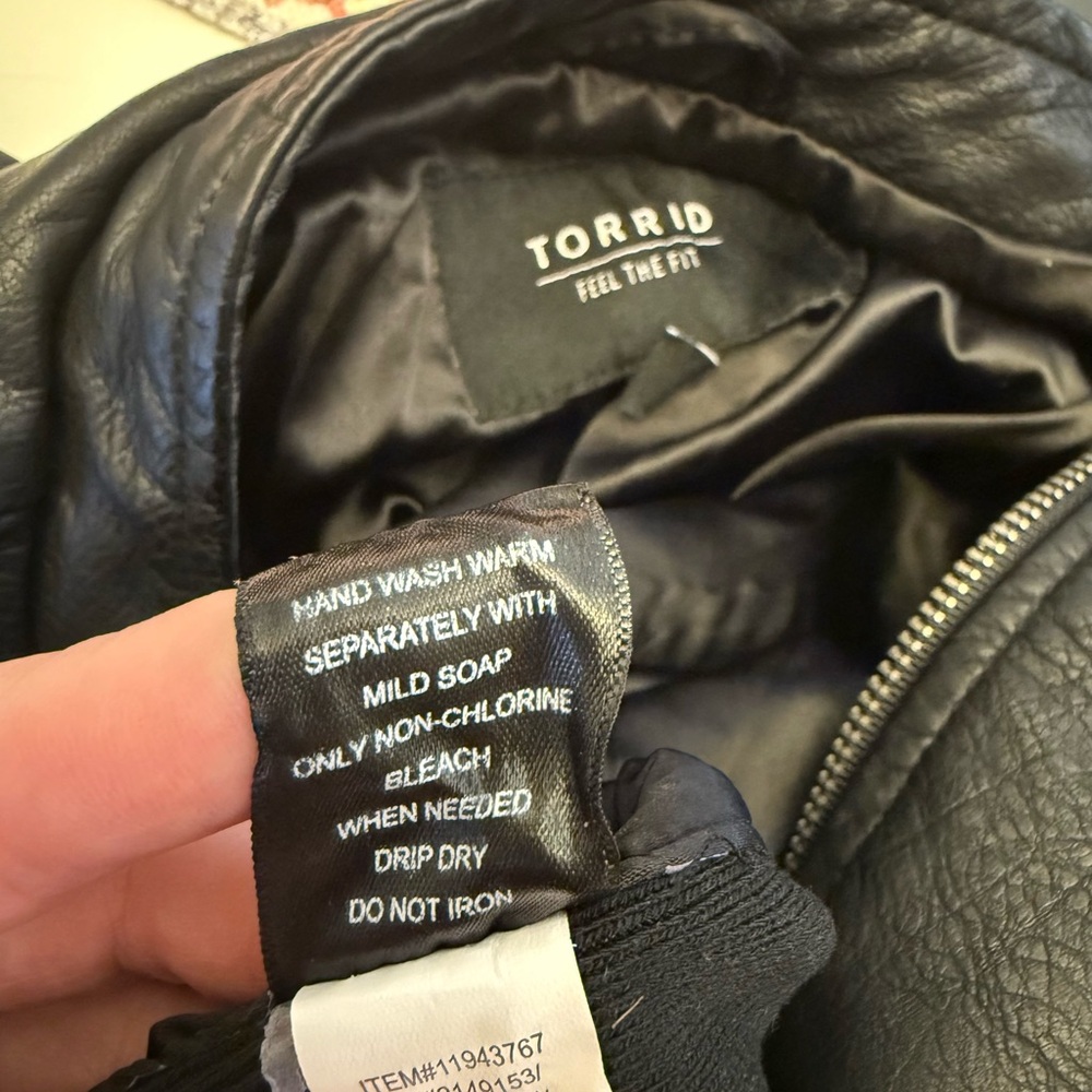 Torrid Black Leather Moto Jacket for Women - Picture 7 of 7